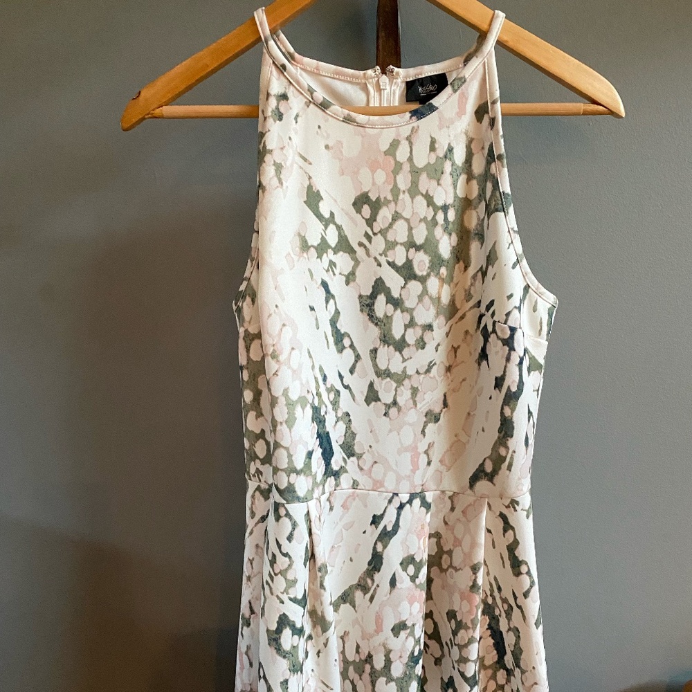 Woman's dress